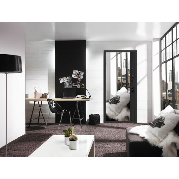 Входная дверь "Чёрное зеркало"